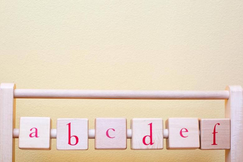 letters blocks - teach alphabet to preschoolers article image